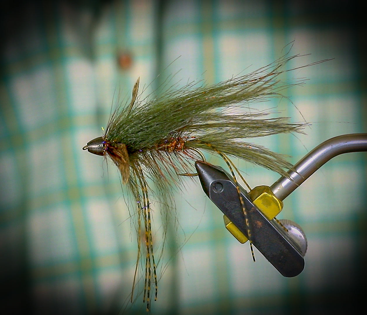 Tying AFS Sculpin Pattern with New Fair Flies Brush