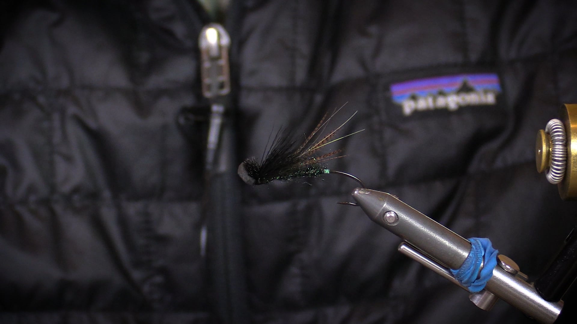 Tying the Aqua Flies Klamath Skater in Black