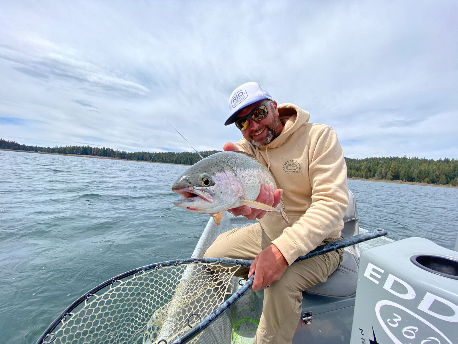Profile: Rogue River Fly Fishing Guide Jon Hazlett – The Venturing Angler