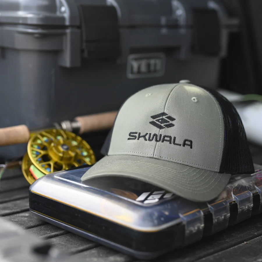 Skwala Icon Mid Trucker Hat